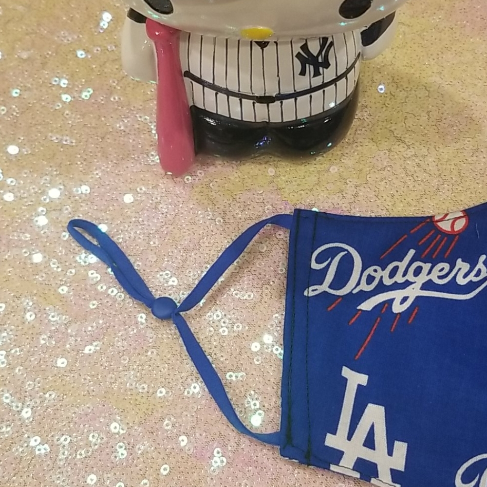 💖SALE💖 Men's LA Dodgers Soft Face Mask - Picture 3 of 6